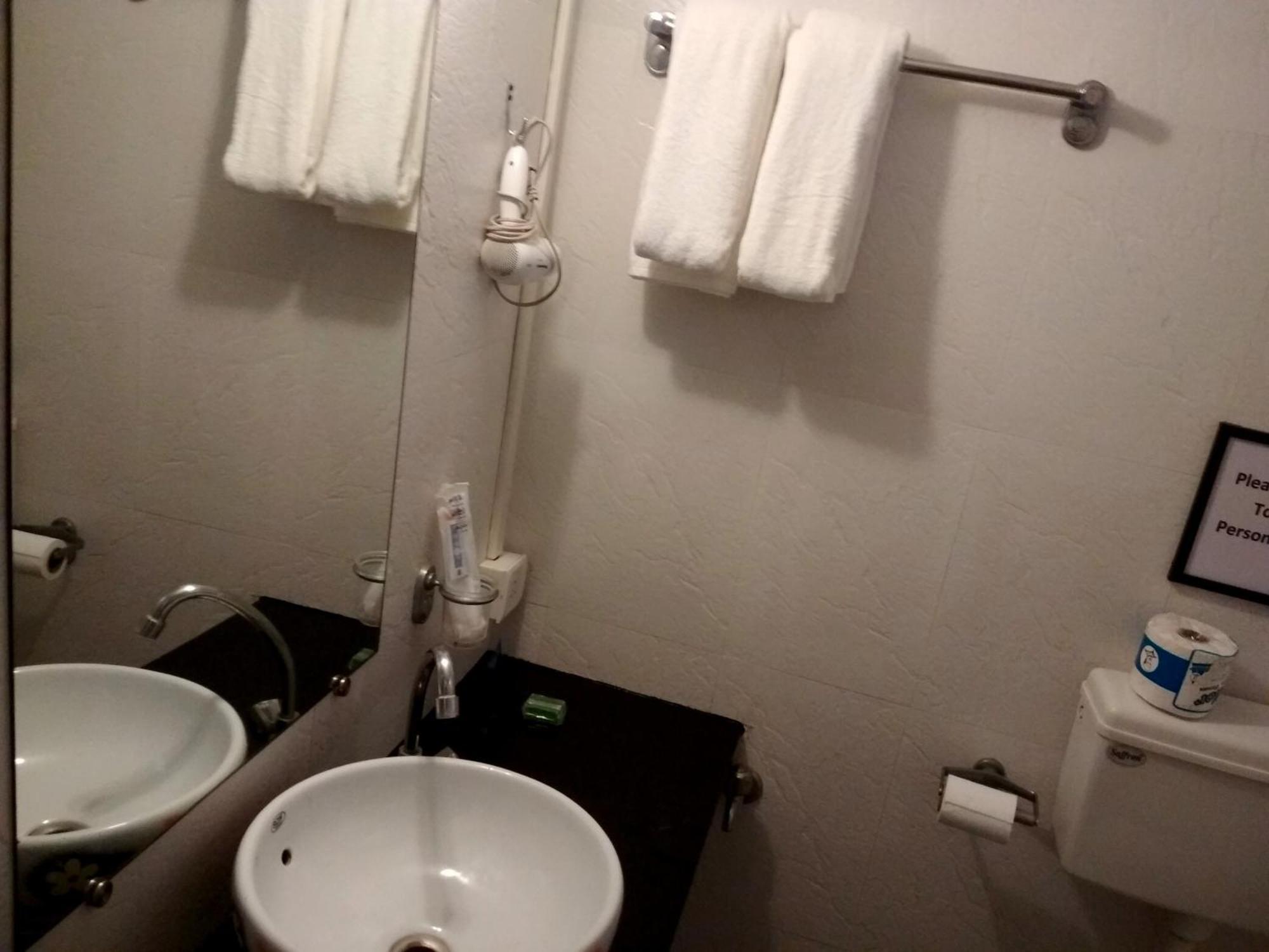 מנדרם Mamagoa Beach Resort מראה חיצוני תמונה